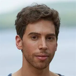 Jordan Gavaris